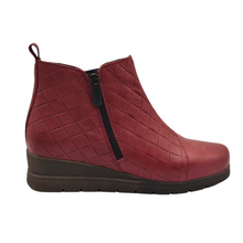 Cargar imagen en el visor de la galería, Botín Confort Piel Cuñita Valeria´s 7512 Burdeos