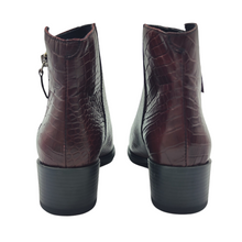 Cargar imagen en el visor de la galería, Botín Campero Piel Coco Leyland 5600 Burdeos