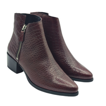 Cargar imagen en el visor de la galería, Botín Campero Piel Coco Leyland 5600 Burdeos