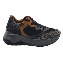 Cargar imagen en el visor de la galería, Zapatilla Combinada en Piel Igi&CO 6168300 Negra-Gris-Camel