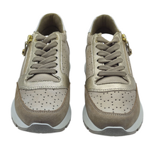 Cargar imagen en el visor de la galería, Zapatilla de Piel con Cremallera IMAC 756670 Beige