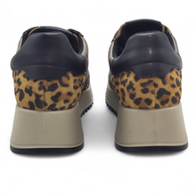 Cargar imagen en el visor de la galería, Zapatilla Tex piel metalizada Imac 858248 taupe y print
