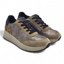 Cargar imagen en el visor de la galería, Zapatilla Tex piel metalizada Imac 858248 taupe y print