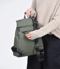 Cargar imagen en el visor de la galería, Mochila Antirrobo Dual KCB 3390 Negra