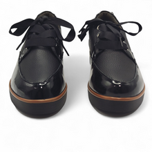 Cargar imagen en el visor de la galería, Zapato piel y charol Renature Ficus 01 Negro