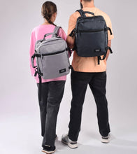 Cargar imagen en el visor de la galería, Mochila KCB Underseat 3172 Kaki