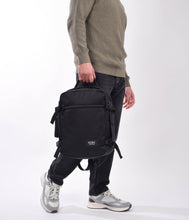 Cargar imagen en el visor de la galería, Mochila KCB Underseat 3172 Negra