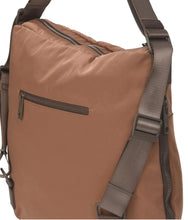 Cargar imagen en el visor de la galería, Bolso/Mochila Balloon KCB 3522 Marrón