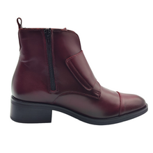 Cargar imagen en el visor de la galería, Botín Piel Hebillas Funchal 36006 Granate