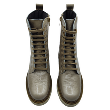 Cargar imagen en el visor de la galería, Bota Piel Charol Militar Pitillos 10108 Piedra