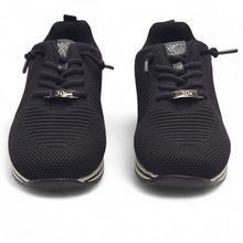 Cargar imagen en el visor de la galería, Zapatilla con membrana impermeable TREINTA´S M4457 Negra
