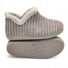 Cargar imagen en el visor de la galería, Zapatilla de Casa GEMA 8607-1 Lila
