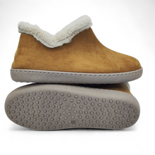 Cargar imagen en el visor de la galería, Zapatilla de Casa GEMA 8607-7 Camel

