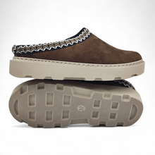 Cargar imagen en el visor de la galería, Zapatilla/Zueco de Casa GEMA 8650-3 Marrón
