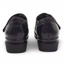 Cargar imagen en el visor de la galería, Zapato con velcro de piel y licra PITILLOS 10721 negro
