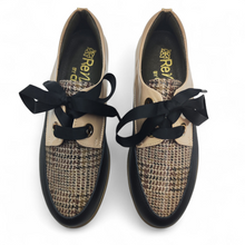 Cargar imagen en el visor de la galería, Zapato piel y charol Renature Ficus 01 Nude
