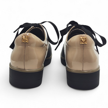 Cargar imagen en el visor de la galería, Zapato piel y charol Renature Ficus 01 Nude
