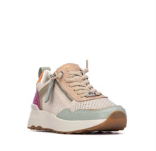Cargar imagen en el visor de la galería, Zapatilla Piel Troquelada CARMELA 163098 Aqua
