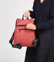 Cargar imagen en el visor de la galería, Mochila Antirrobo Dual KCB 3391 Negra
