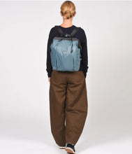 Cargar imagen en el visor de la galería, Mochila Wave KCB 3550 Petroleo
