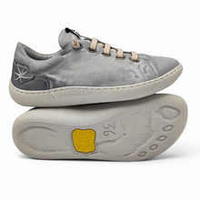 Cargar imagen en el visor de la galería, Zapatilla SUNNI SUBBI Gris

