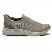Cargar imagen en el visor de la galería, Zapatilla Licra easy fit Imac 106200 beige
