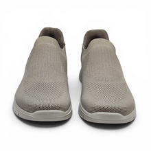 Cargar imagen en el visor de la galería, Zapatilla Licra easy fit Imac 106200 beige
