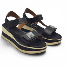 Cargar imagen en el visor de la galería, Sandalia Piel  OH MY SANDALS 5973 Negra

