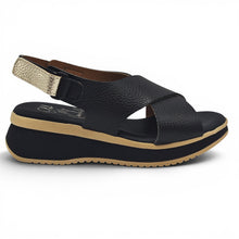 Cargar imagen en el visor de la galería, Sandalia Piel Cruzada OH MY SANDALS 5943 Negra

