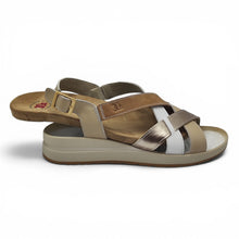 Cargar imagen en el visor de la galería, Sandalia Multitiras de Piel TREINTA´S 4535 Combi Camel
